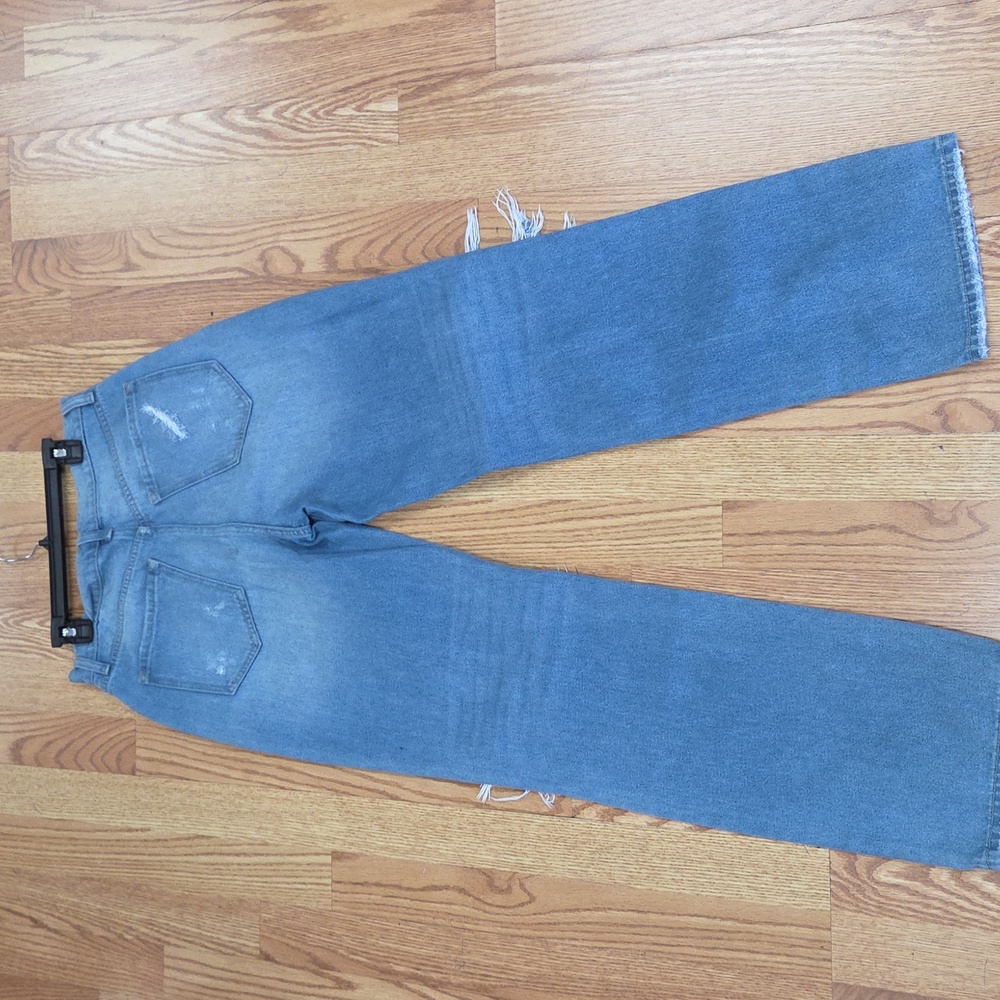 Cello Destroyed Knee Jean Size 5 - Picture 2 of 3